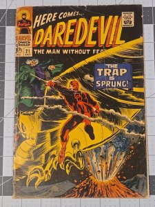 Daredevil Lot #21 #22 #24 (#25 ?-1st Leap Frog ?-DD Creates Secret Identity)