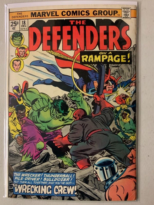 Defenders #18 newsstand Wrecking Crew + Power Man appearance 5.0 (1974)