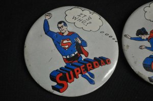 Superdad & Supermom Pins 3 National Periodicals - DC Comics (1967) ITB WH