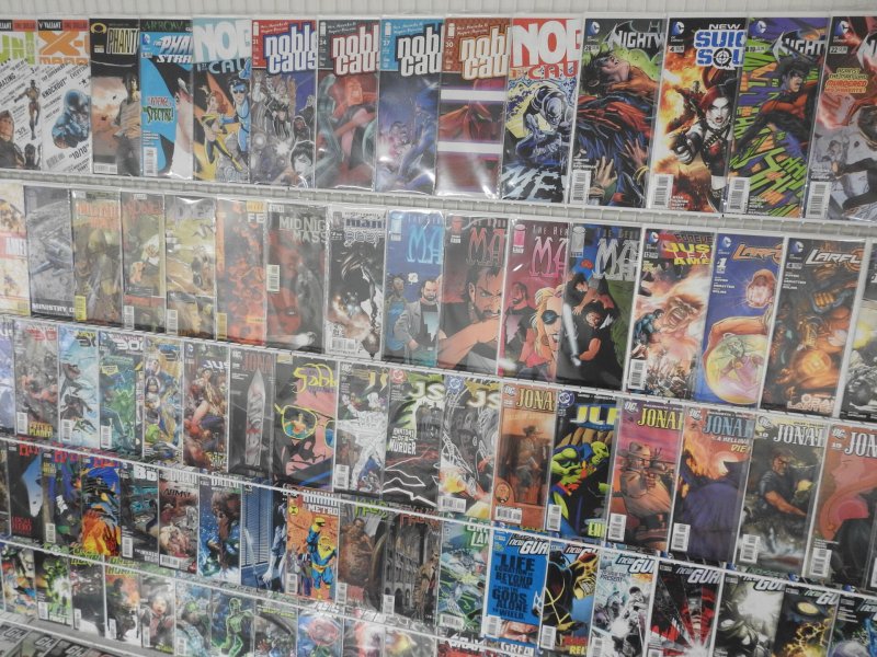 Huge Lot 160+ Comics W/G.I.Joe, The Goon, Jonah Hex, Mage+ Avg VF-NM Condition!