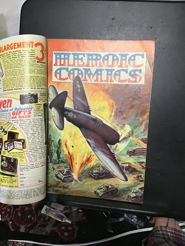 Heroic Comics #32 (1945) rare double cover issue! FN/VF Wow!