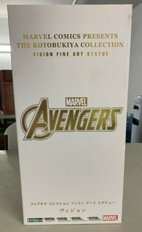 Kotobukiya Marvel Universe Vision Fine Art Statue Limited Erick Sosa