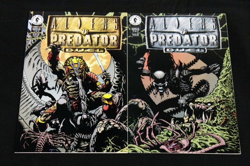 DARK HORSE ALIENS VS. PREDATOR: DUEL 1-2 2pc SET (9.2) 1995