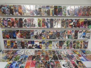 Huge Lot 150+ Comics W/ X-Men, Inhumans, Avengers, +More! Avg VF- Condition!