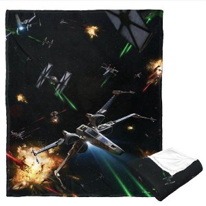 Star Wars; Fighters Aggretsuko Comics Silk Touch Throw Blanket; 50 x 60