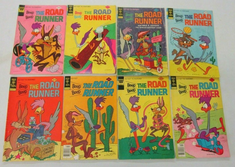 Road Runner lot 32 different books (mostly Bronze Age)