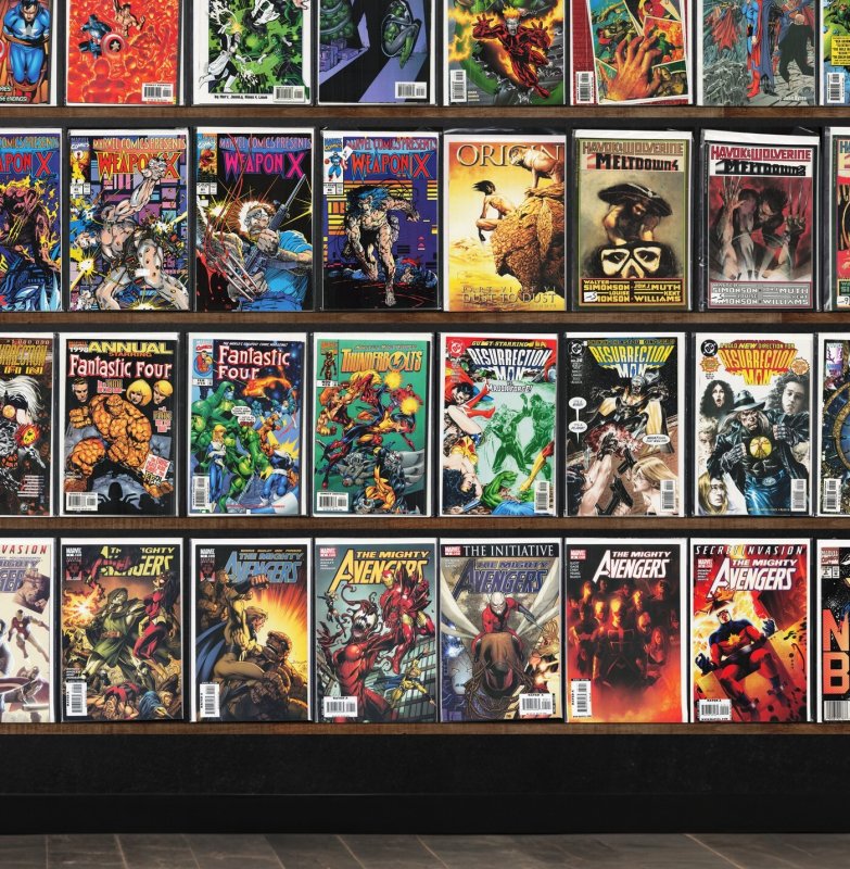 Huge Lot 150+ Comics with The Mighty Avengers, Generation X & More!
