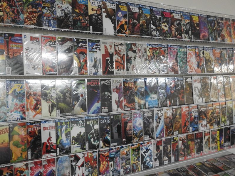 Huge Lot 170+ Comics W/ Batman, X-Men, Hulk, +More! Avg VF Condition!