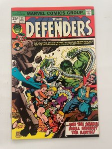 The Defenders # 23 NM- Marvel Comic Book Hulk Dr. Strange Silver Surfer 32 LI7
