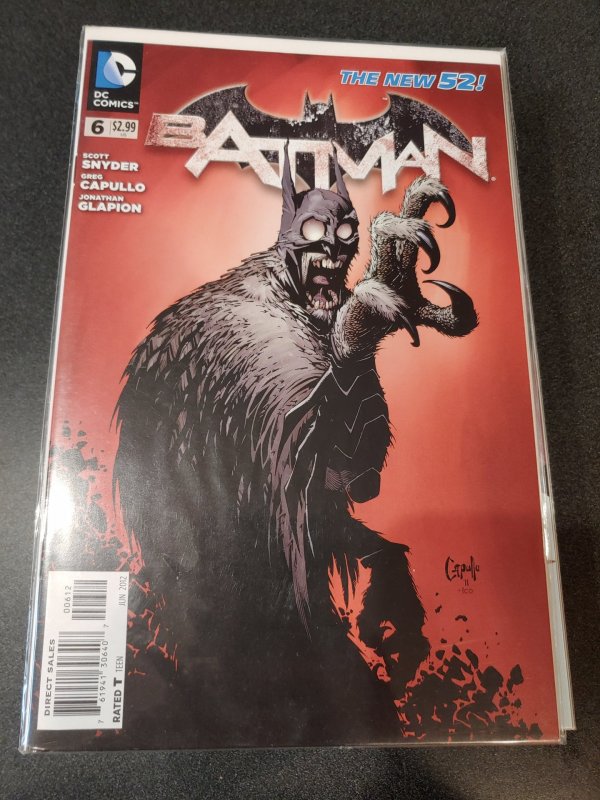 Batman #6 FIRST FULL APPEARANCE OF COURT OF OWLS    HOT!!!!!
