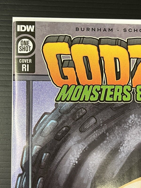 GODZILLA MONSTERS PROTECTORS SUMMER SMASH #1 A + 1:10 IN-HAND 2023 PROSHIPPER