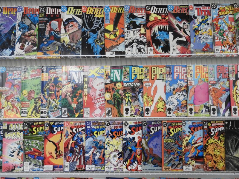 Huge Lot 180+ Comics W/Batman, Firestorm, Aliens, Superman+ Avg VF- Condition!!