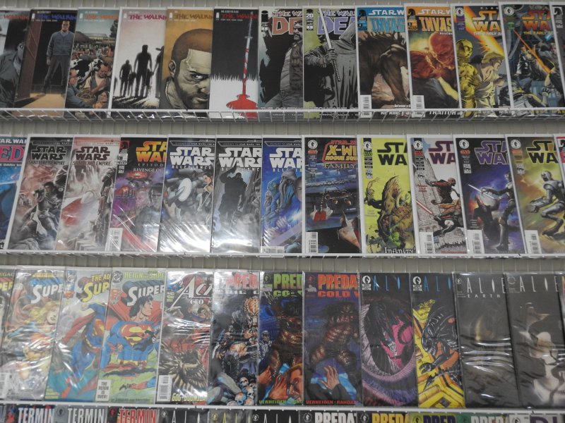 Huge Lot 150+ Comics W/ Walking Dead, Star Wars, Predator+ Avg VF Condition!