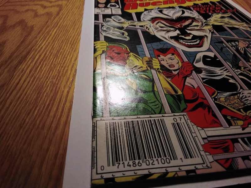 West Coast Avengers #34 Newsstand Edition (1988)