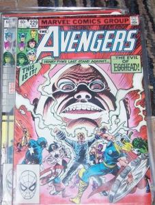 Avengers # 229 1983, Marvel HENRY PYM LAST STAND EGGHEAD +SHE HULK THOR captain 