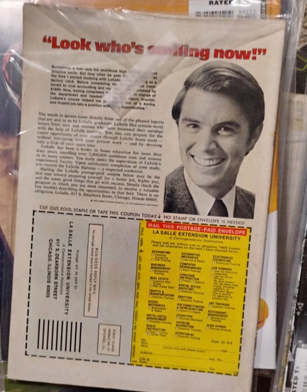 LUKE CAGE  power man # 20 1974  marvel   with marvel stamp #1 spider man