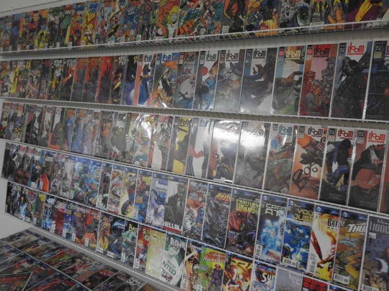 Huge Lot of 160+ Comics W/ Superman, Doom Patrol, Batman Avg. VF Cond.