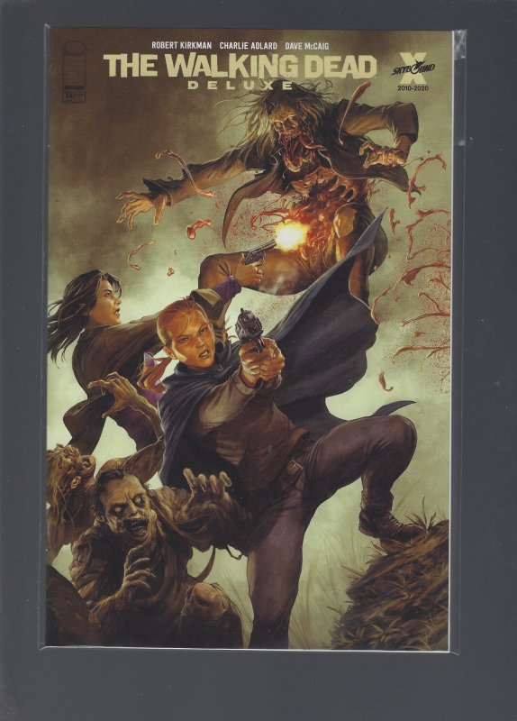 Walking Dead Deluxe #14 Variant
