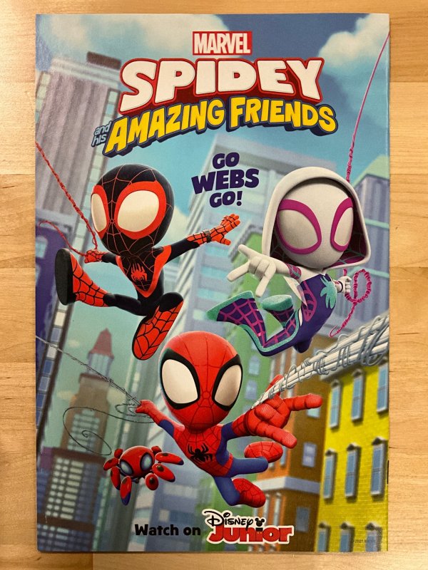 The Amazing Spider-Man #73 Vicentini Cover (2021)