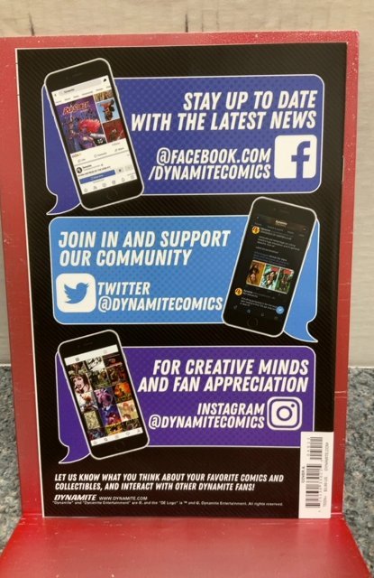 Vampirella Versus the Superpowers #4 (2023)