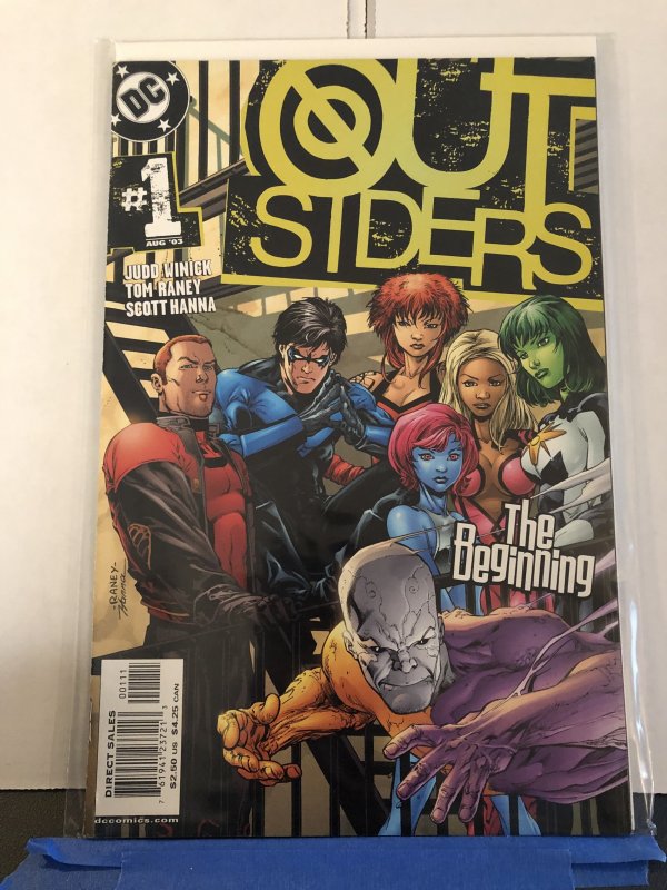 Outsiders #1 (2003) VF/NM TWO DOLLAR BOX!