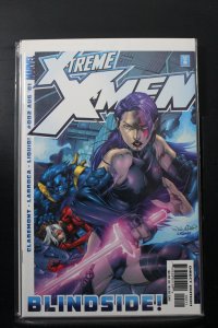 X-Treme X-Men #2 Larroca Cover Regular Edition (2001)