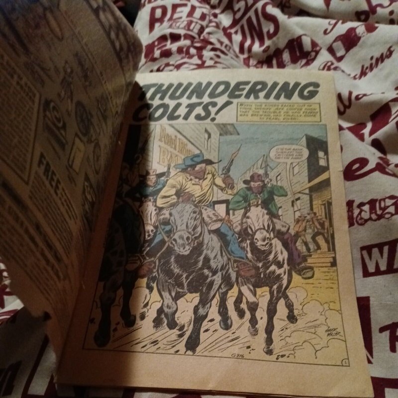 Western Outlaws #10 atlas comics 1955 Joe maneely art golden age Comic Book kid