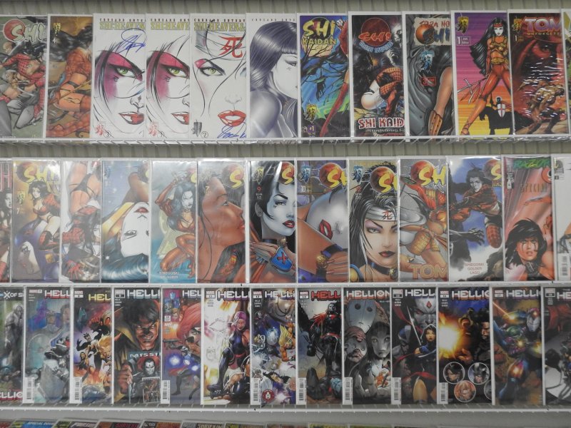 Huge Lot 150+ Comics W/ Shi, Amazing Spider-Man, Avengers+ Avg VF-NM Condition!!