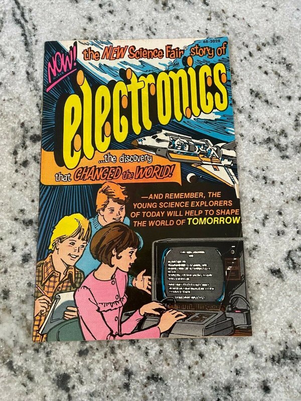 NOW Electronics Science Fair Story Of Educational Comic Book Astronaut 78 J802