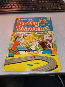 ARCHIE GIRLS BETTY and VERONICA NO.143 1967 silver age SLOT CAR RACING COVER gga