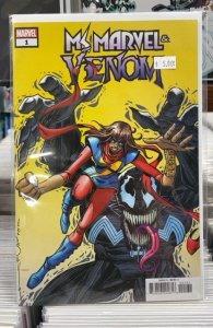 Ms. Marvel & Venom Simonson Cover (2022)