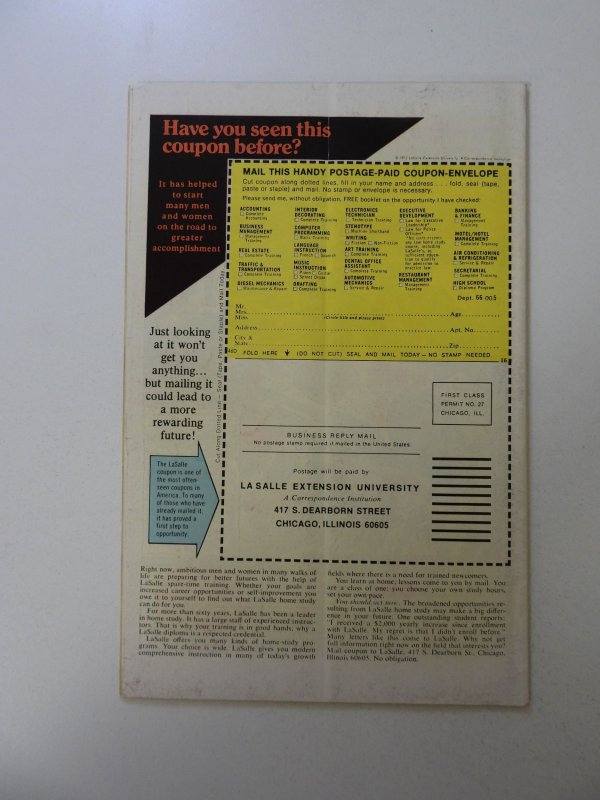 The Defenders #25 (1975) VG+ condition subscription crease