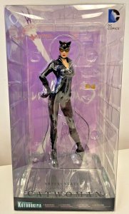 ArtFX+ 1/10 Scale Pre-Painted Catwomen Statue Kotobukiya