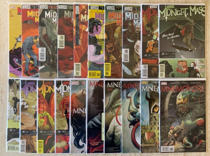 VERTIGO LOT OF 20: MIDNIGHT, MASS. 1-8 (2002), 1-6 (2004), MNEMOVORE 1-6 (2005)