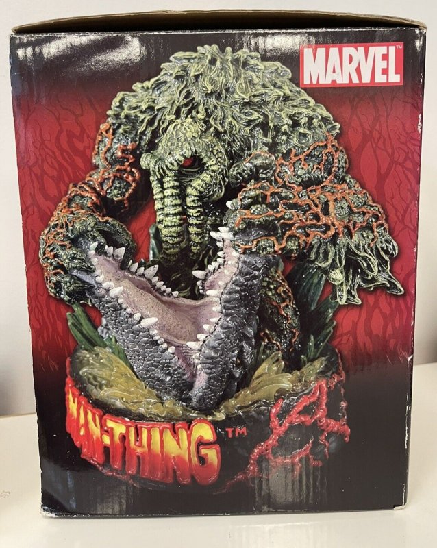 Diamond Select Marvel Universe Man-Thing 6 Resin Bust Statue