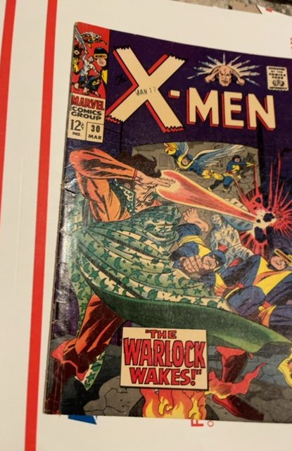 The X-Men #30 (1967)The Warlock wakes -foxxing/