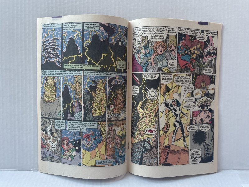 Crisis on Infinite Earths #4 (1985)