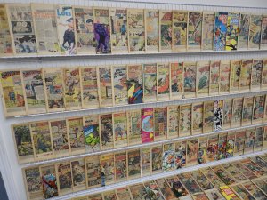 Huge Lot 170+ Low Grade Comics W/ Superman, Daredevil, +More! See desc