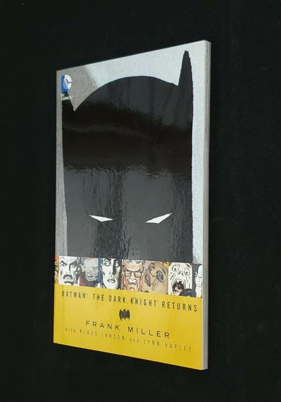 BATMAN THE DARK KNIGHT RETURNS TPB FRANK MILLER 