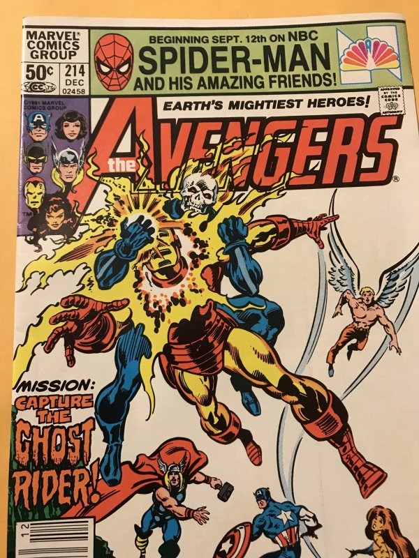 THE AVENGERS #214 : Marvel 12/81 Fn/VF; GHOST RIDER story, Jim Shooter writer