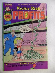 RICHIE RICH PROFITS # 10 HARVEY CARTOON ADVENTURE FUNNY