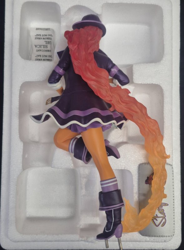 DC Collectibles DC Bombshells Starfire Statue 881/5000