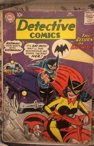 Detective Comics #276 (1960)detached reader/corner chew