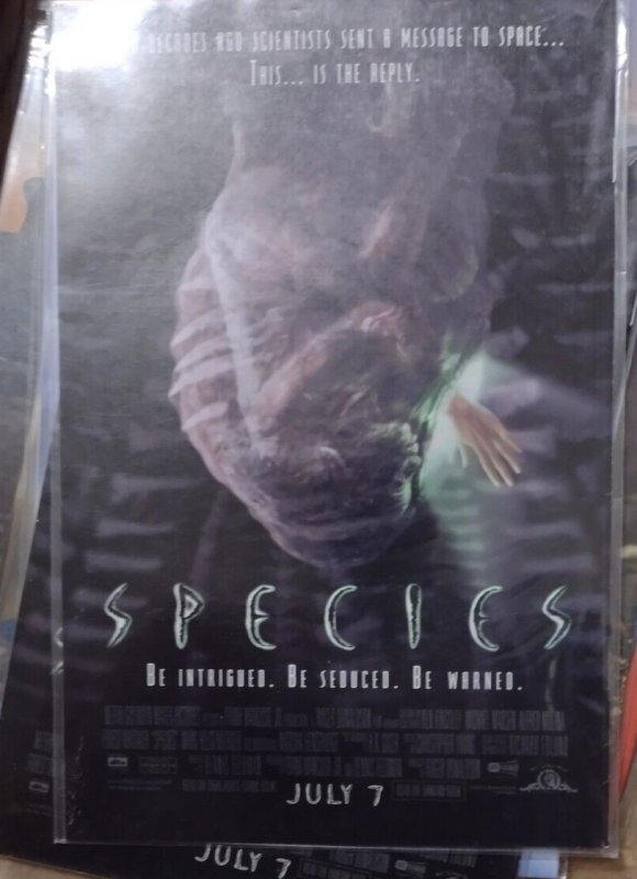 X-MAN # 6 1995 MARVEL DISNEY  AOA NATE GRAY NEWSTAND  BARCODE VARIANT