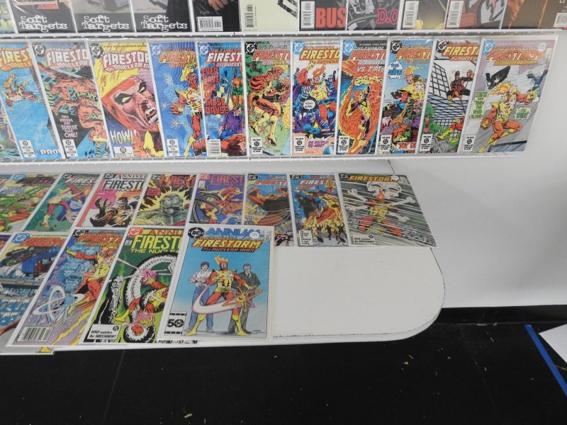 Huge Lot 140+ Comics W/ Batman, Flash, Firestorm, +More! Avg VF Condition!