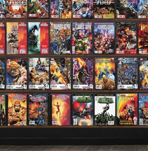 Huge Lot 150+ Comics with Fantastic Four, Incredible Hulks, Thor & More!