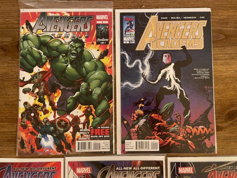 5 Avengers Marvel Comic Books # 2 3 4 + Academy # 5 + Assemble #2 Hulk Thor J969