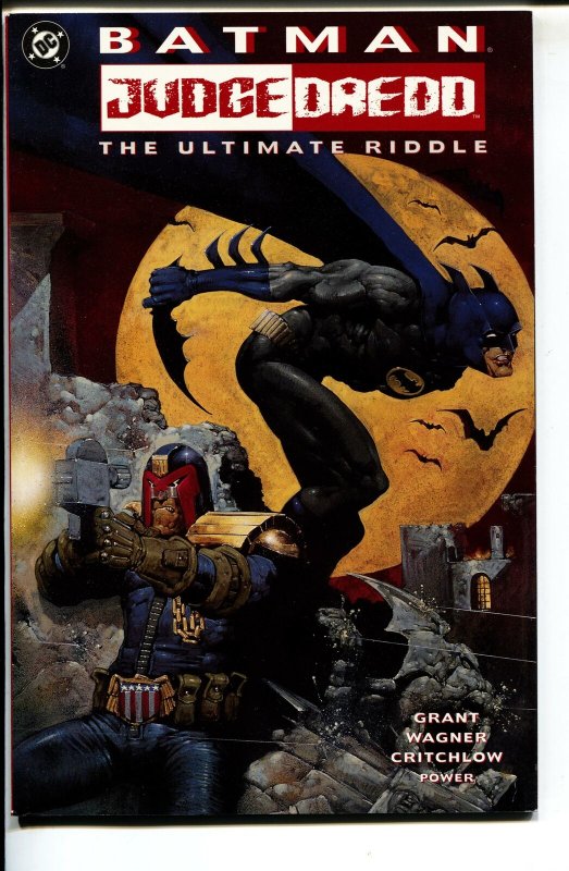 Batman/Judge Dredd: The Ultimate Riddle-Alan Grant