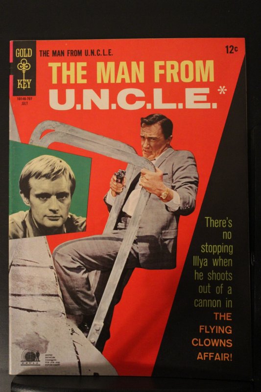 The Man From U.N.C.L.E. #13 (1967) High-Grade NM- Napolean Solo et all Boca CERT