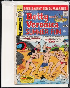 Archie Giant Series Magazine #212 (1973) Betty Cooper
